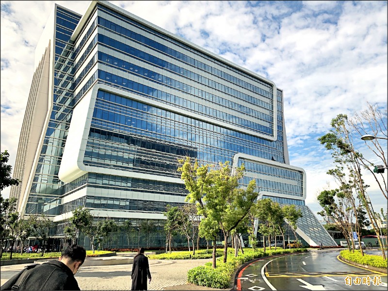 聯詠在竹北台元科技園區新辦公大樓設施應有盡有，以提高員工上班的環境品質。（記者洪友芳攝）