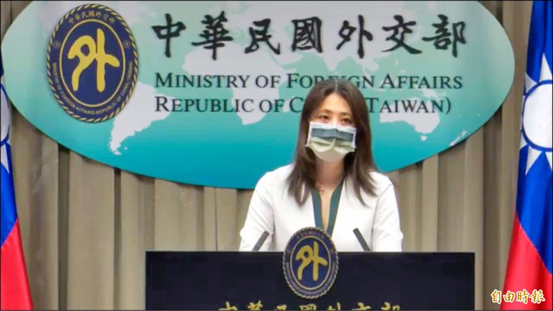 外交部發言人歐江安昨表示，政府相關部會積極透過管道直接採購立陶宛貨品、協助增加國內銷售通路、引薦轉移及分散市場。（記者呂伊萱攝）