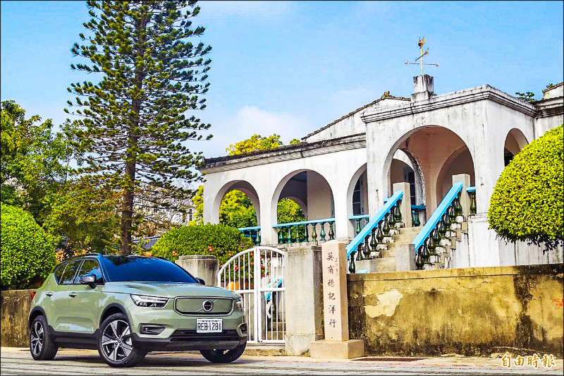 VOLVO今年導入XC40 Recharge純電動車，首批配額已被搶光，預計今年第二季導入單馬達的XC40純電動車。（記者楊雅民攝）