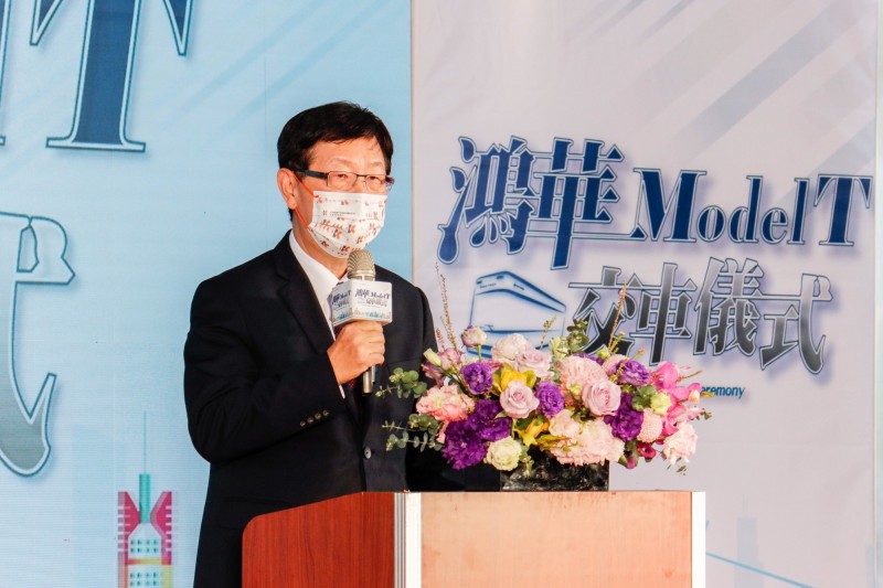 鴻海董事長劉揚偉說，目前密切注意烏俄戰事發展。（鴻海提供）