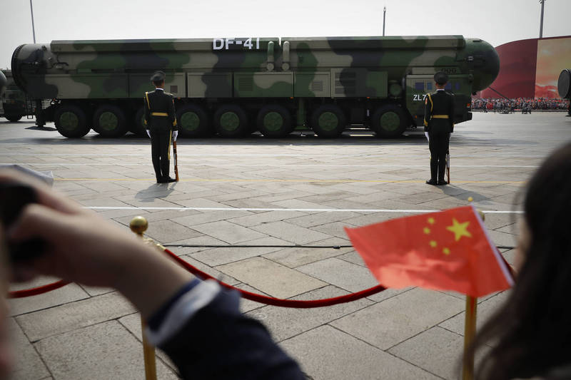 烏克蘭曾長期向中國提供關鍵軍事技術,幫助中共建立現代軍隊。(美聯社)
