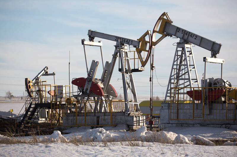 International oil prices surged more than 8%, back above $100 a barrel – Free Finance