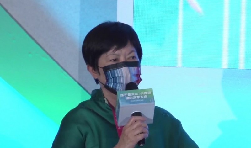 台積電歐亞業務資深副總經理何麗梅表示,台積電希望透過穩定購買帶動台灣綠能產業。(台北市電腦公會提供)