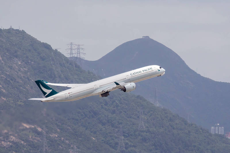 避開俄領空 國泰航空香港直飛紐約料成全球最長商業航班 - 自由財經