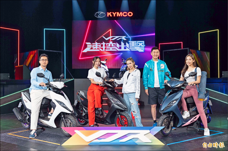 光陽機車推出全新改款的性能輕跑KYMCO VJR 125 4V/TCS版本。 （記者楊雅民攝）