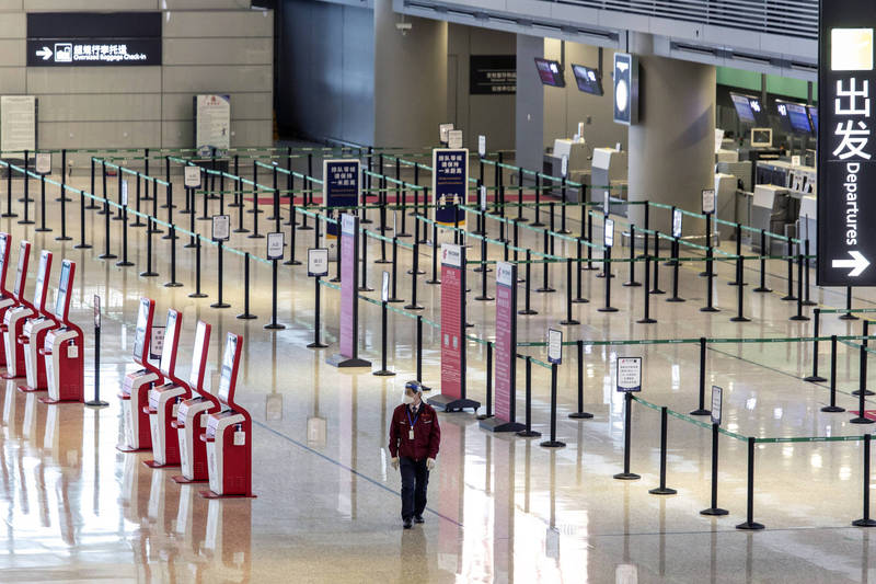 上海4月航空客運量衰退98.9％ 貨運減7成