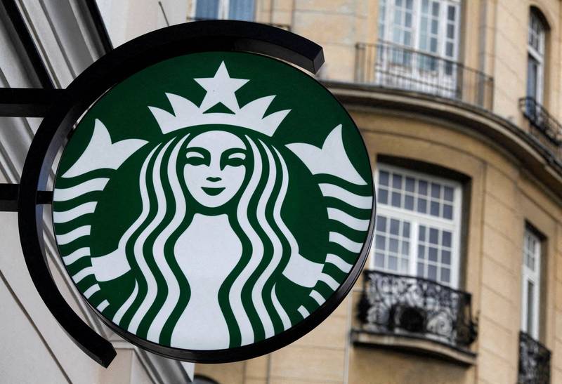全球連鎖咖啡巨頭星巴克（Starbucks）週一（11日）宣布，將永久關閉16家美國門市。（示意圖，路透）