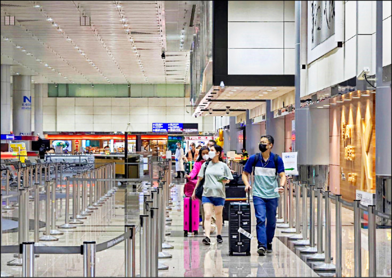 由於防疫險慘賠，產險業者把全部的「海外突發疾病醫療險」附約下架。
（資料照）