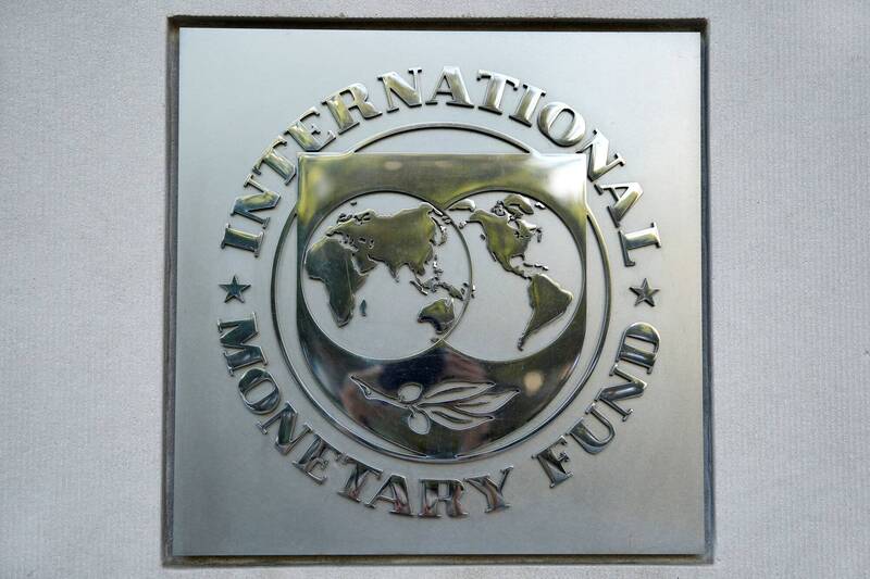 IMF下調全球成長預測 央行須抑制放鬆政策的衝動