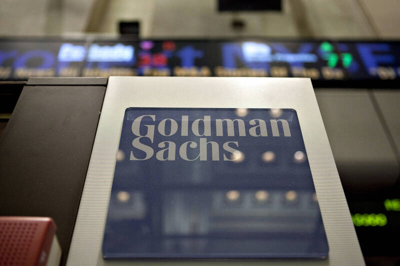 華爾街巨頭「高盛集團(Goldman Sachs Group)」將取消辦公室防疫規定,要求員工在美國勞動節(9月5日)後每週5天返回辦公室上班。(示意圖,彭博)
