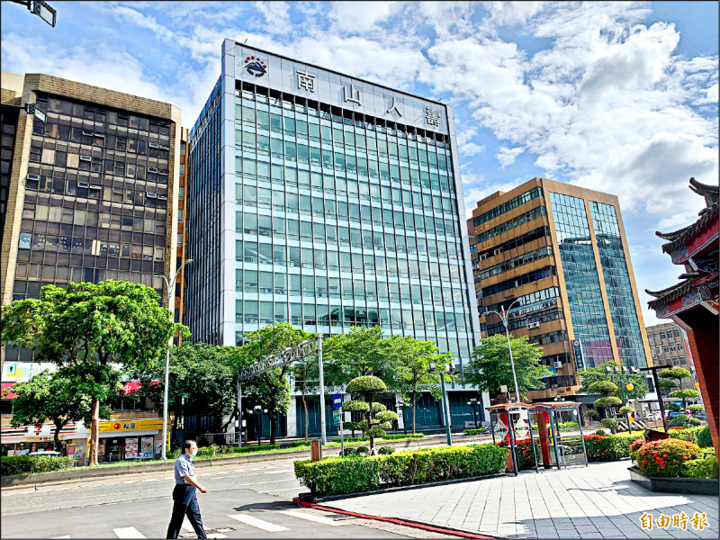 〈財經週報-壽險業淨值困境〉淨值比恐連兩期低於3% 3壽險業：客戶權益不受影響