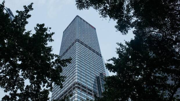 香港最負盛名的辦公大樓空置率創新高，港府面對更大的挑戰。（彭博）