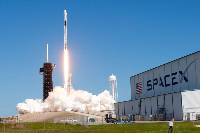 知情人士表示,SpaceX正在洽談新一輪融資,估值超過1500億美元。(路透資料照)