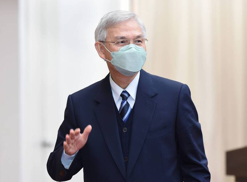 近期台積電創辦人張忠謀所指「全球化死亡」，中央銀行總裁楊金龍12日在立法院備詢時指出，這是一個極端的說法，未必是這種狀況。（記者廖振輝攝）