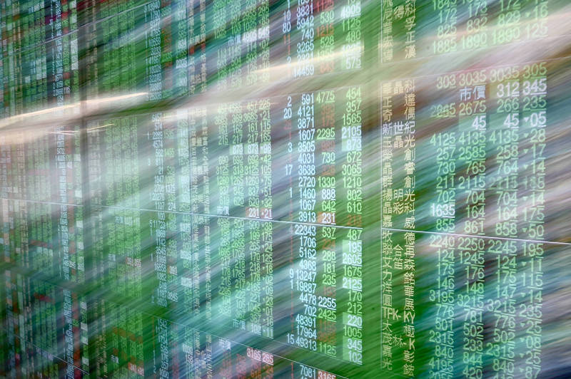 亞系外資認為，雖然科技產業需求疲弱已是市場共識，但科技產業景氣尚未落底，預估明年台股目標指數落在13500點。（資料照）