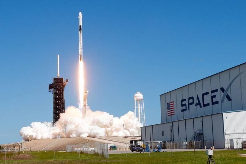 傳SpaceX擬以每股77美元的價格 出售公司股票
