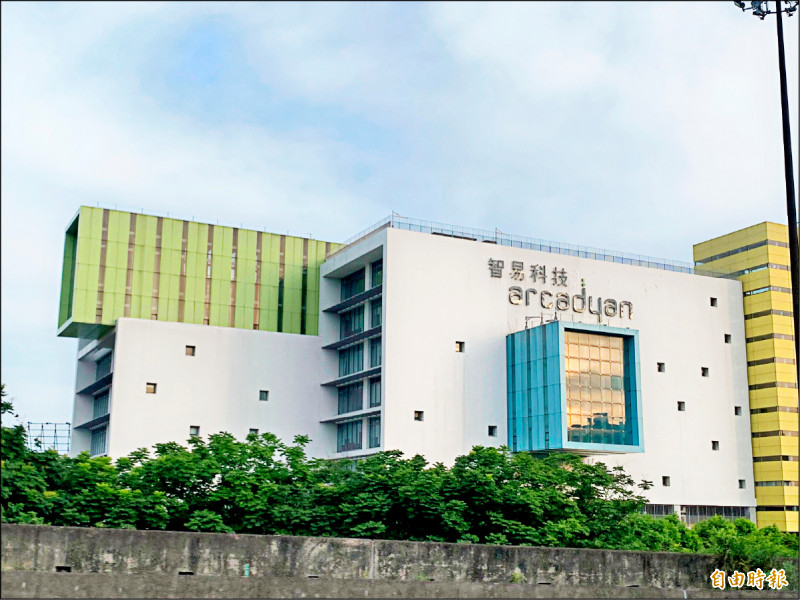 90%企業今年會佈建Wi-Fi 6，智易、神準等網通股可望受惠。圖為智易。（記者靳昌玲攝）