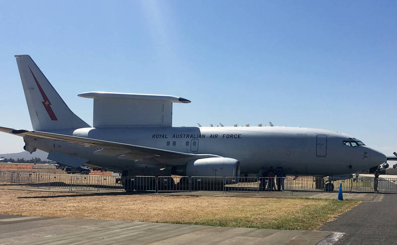 美國空軍向波音購買26架E-7A預警機