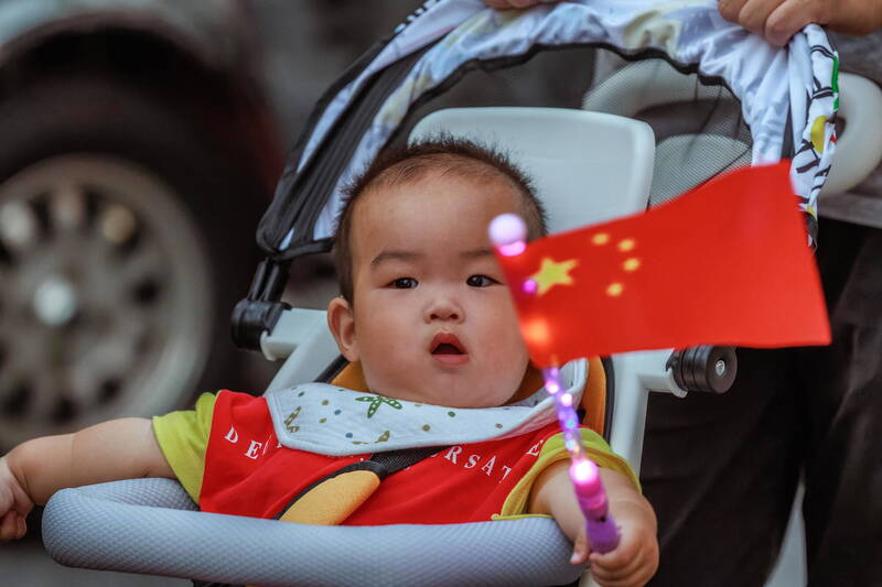 中國生育率下滑，各地祭出催生招數。（歐新社資料照）