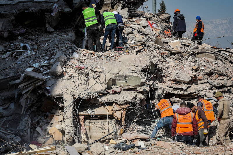 世銀統計強震直接災損 土耳其1.04兆、敘利亞1500億