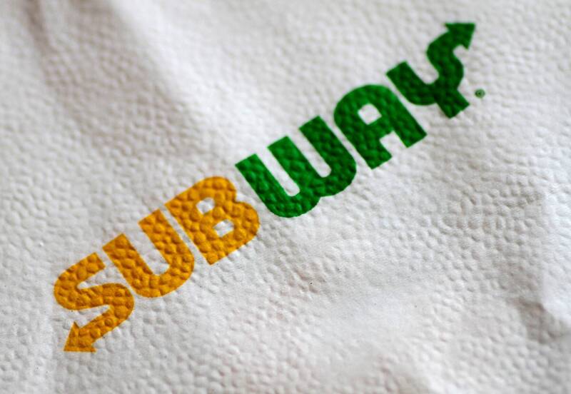 Subway正式掛牌出售 高盛也加入競購