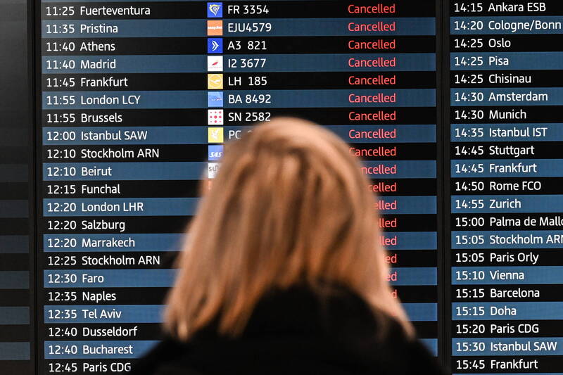 又罷工 柏林機場24日取消所有航班