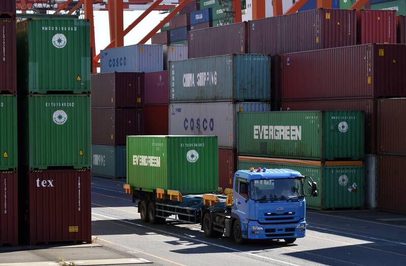 日本跟進歐美國家強化對俄羅斯制裁,將禁止逾750個品類對其出口。(歐新社)