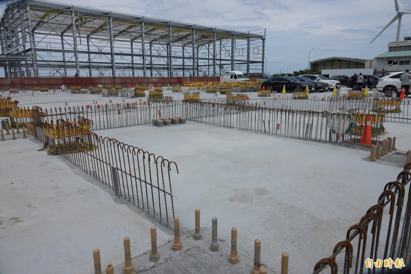 台電離岸風電運維中心動工,將打造台灣首座「淨零建築」。(記者劉曉欣攝)