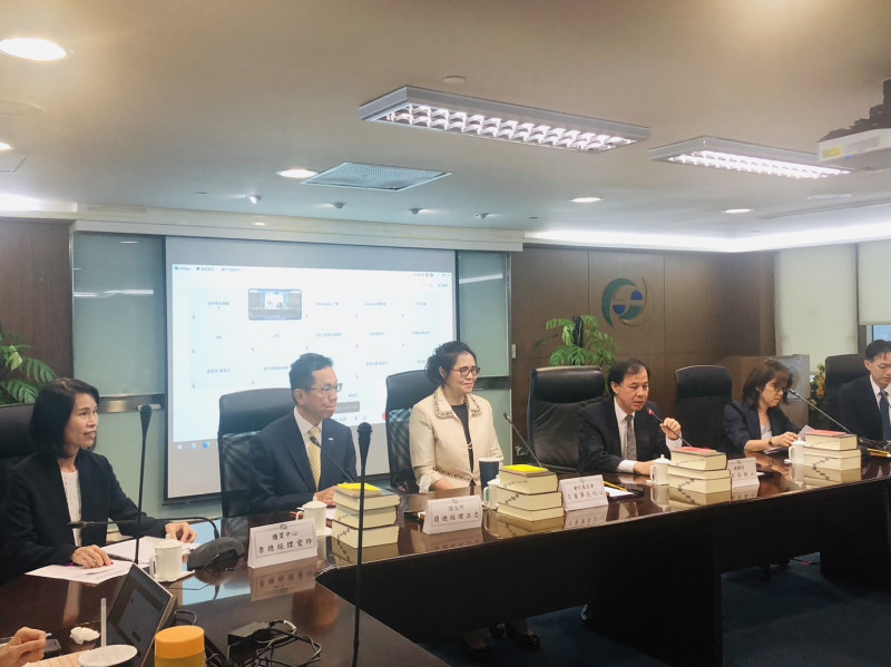 金管會今天發布「我國接軌 IFRS 永續揭露準則藍圖」。（記者王孟倫攝）
