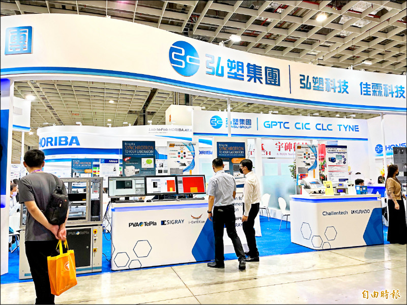 台積電先進封裝CoWoS擴產，帶動設備廠商接單能見度看到明年。圖為弘塑。（記者洪友芳攝）