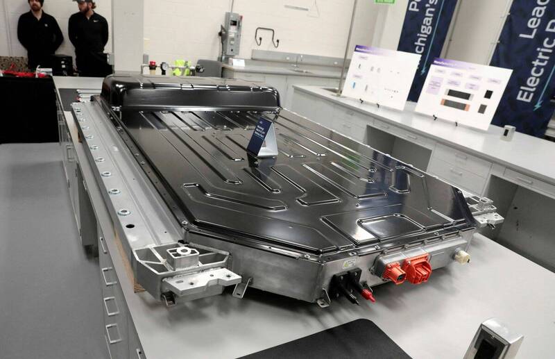 與中國寧德時代啟動合作計畫僅僅7個月後，美國汽車大廠福特宣布，將停止在密西根州的大型電池廠興建計畫。（路透檔案照）