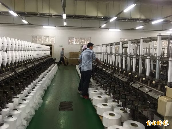 紡拓會今天表示，與紡織所攜手執行的經濟部產業技術司科技專案「尖端纖維紡織關鍵技術開發計畫」，突破性地開創兩項新科技。（資料照）