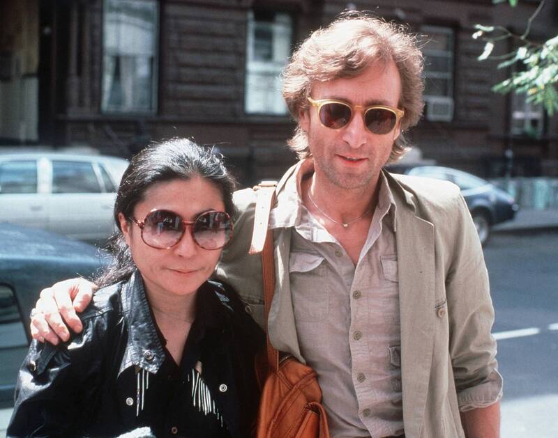 「披頭四」主唱約翰藍儂（John Lennon）與妻子小野洋子。（美聯社資料照）