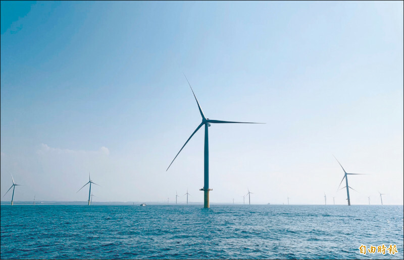 14家英國離岸風電供應鏈公司將分享英國離岸風電及浮動式離岸風電方面的專業技術與創新服務。圖為離岸風電示意圖。（資料照，記者林菁樺攝）