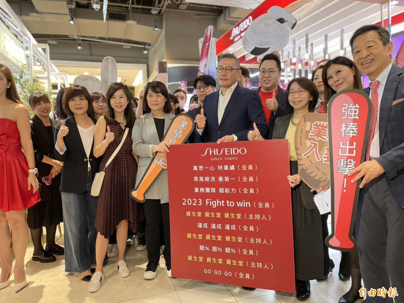 新光三越信義週年慶開紅盤 首日業績上看12.5億元