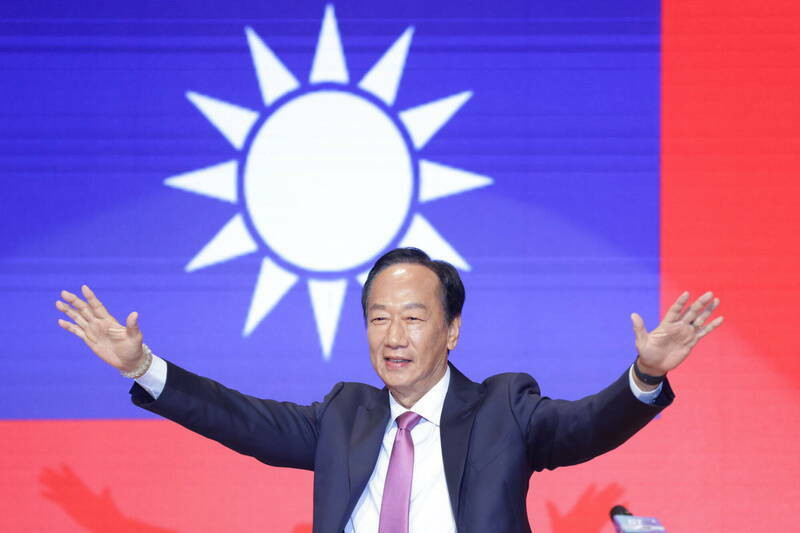 香港知名評論家顏純鉤則發文說，富士康為中國經濟起飛立下汗馬功勞，中共對郭台銘下重手，凸顯中共忘恩負義的本性。（歐新社）