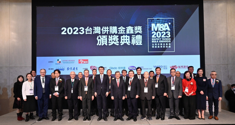 明基佳世達集團獲台灣併購金鑫獎3項大獎