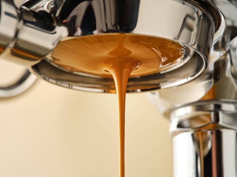 中國「根本咖啡」因銷售1杯要價人民幣6200元（約新台幣2.7萬元）的咖啡，而名聲大噪。（示意圖，路透）