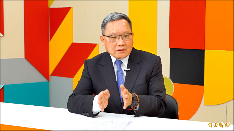 金融研訓院董事長蘇建榮接受本報「官我什麼事」影音節目專訪。（記者黃筠軒攝）