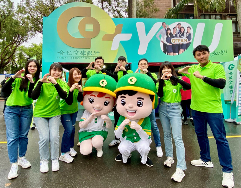 合庫銀行參加臺大校園徵才博覽會，為徵才活動起跑暖身（合庫提供）