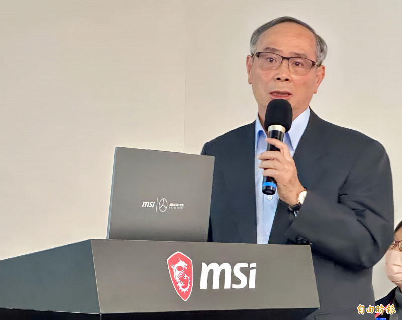 微星今天召開法說會，董事長徐祥表示，今年營收目標年增雙位數百分比。（記者方韋傑攝）
