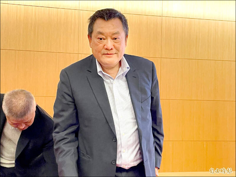 散熱火力四射！這2檔吸金逾200億元 前10大唯二逆勢大噴出