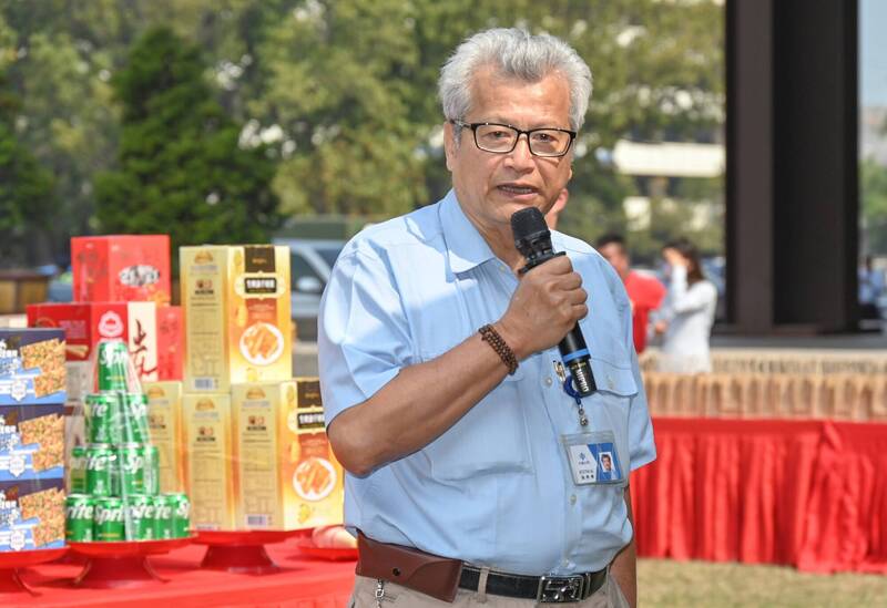 中鋼董座翁朝棟申請退休獲准  總經理王錫欽暫代