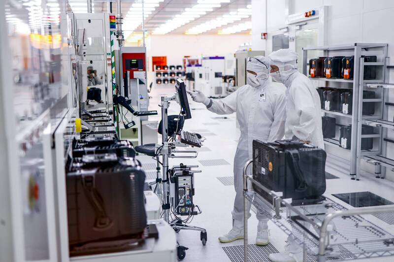 晶圓廠無塵室（歐新社）