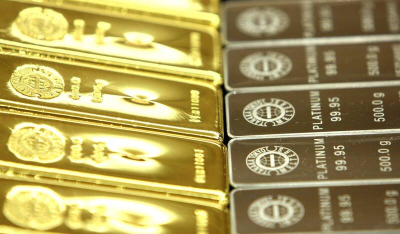 分析師認為黃金等貴金屬漲勢可期。(彭博)