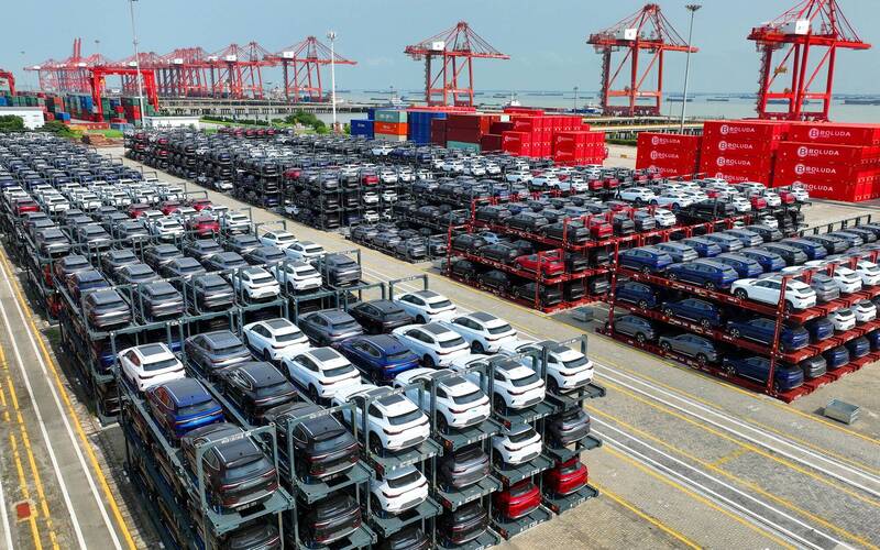 中國電動車受益政府補貼，以低價出口至歐美國家，影響當地市場競爭。（法新社）