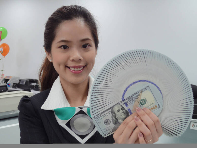資產管理公司持有美元頭寸,6週來首見轉為空頭,合約價值53.6億美元(資料照)