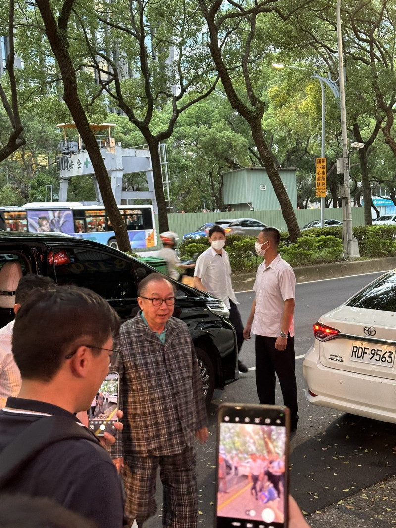廣達董事長林百里和黃仁勳連續兩天共進晚餐。（記者卓怡君攝）