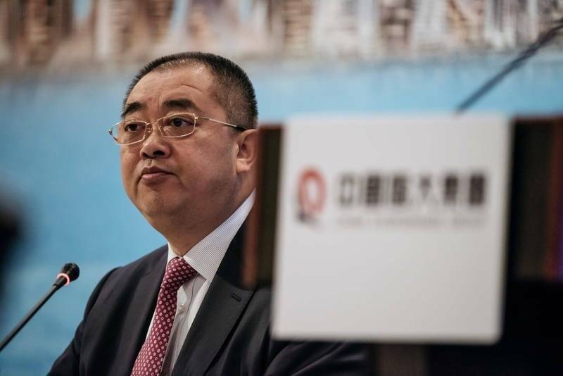 中國監管機構稱，恆大總裁夏海鈞「手段惡劣，情節嚴重」，終身禁入證券市場及罰款1500萬人民幣。（彭博）
