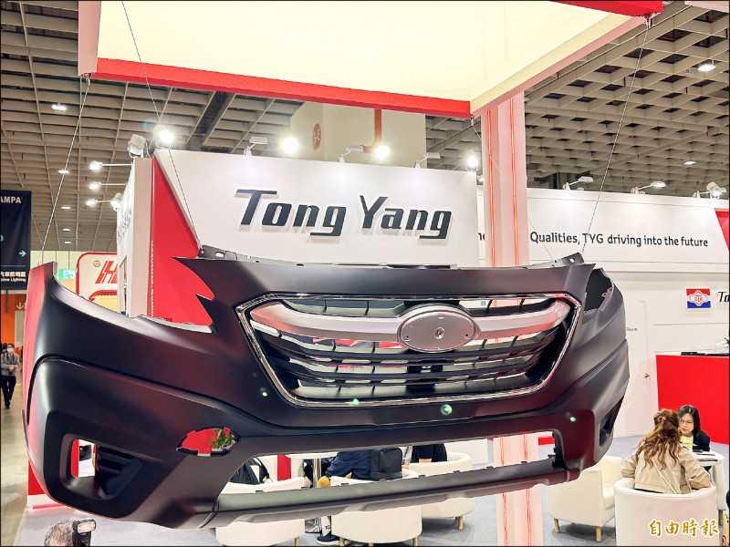 東陽今年新承接的新能源車款有36款、56件,新能源車零組件營收佔OEM比重達21-23%。
(記者楊雅民攝)